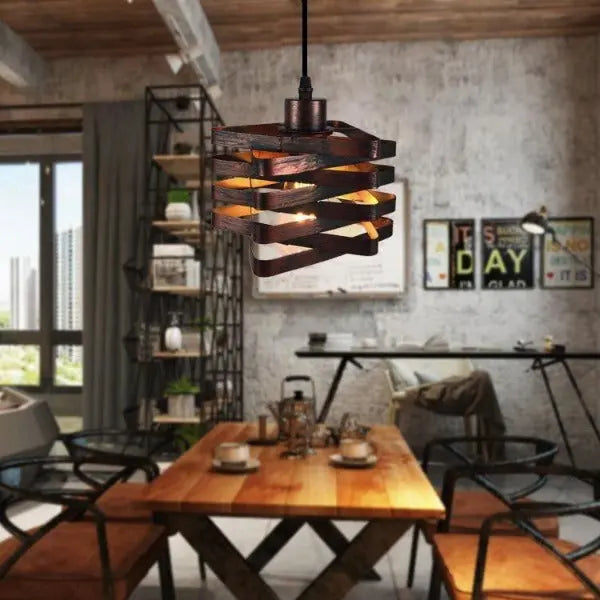 Suspension Industrielle Enlacement Triangulaire