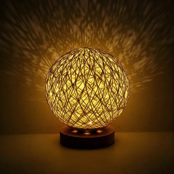 Lampe à Poser Industrielle En Rotin
