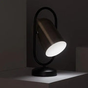 Lampe à Poser Industrielle Originale Et Design