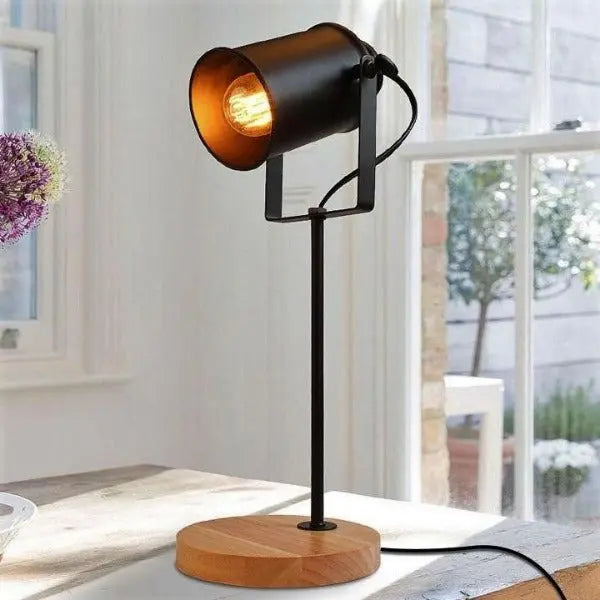 Lampe à Poser Industrielle Pied En Métal Déco Indus